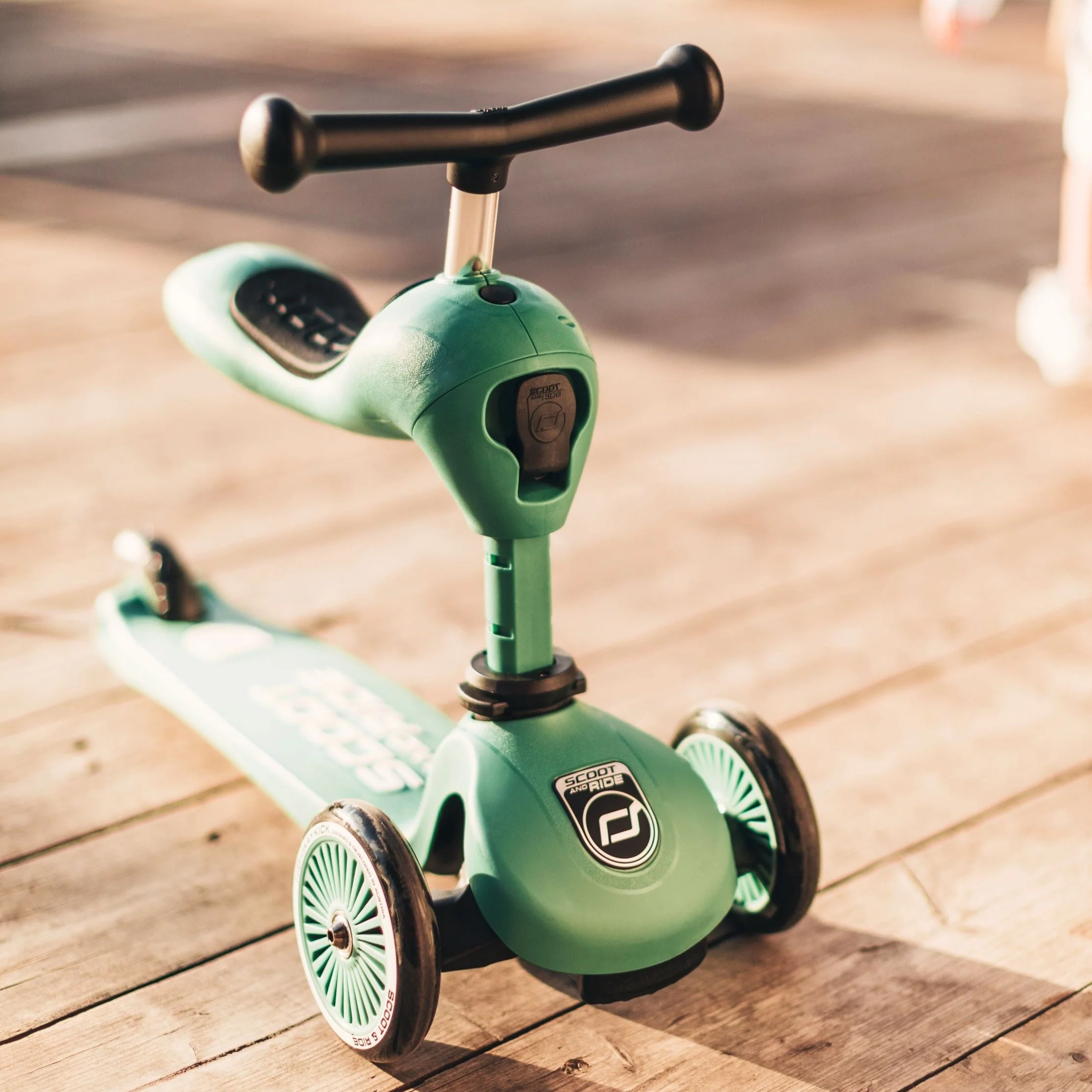 Scoot and Ride Highwaykick 1 Forest - romobil/trotinet i guralica Scoot and Ride Highwaykick 1 Forest - romobil/trotinet i guralica