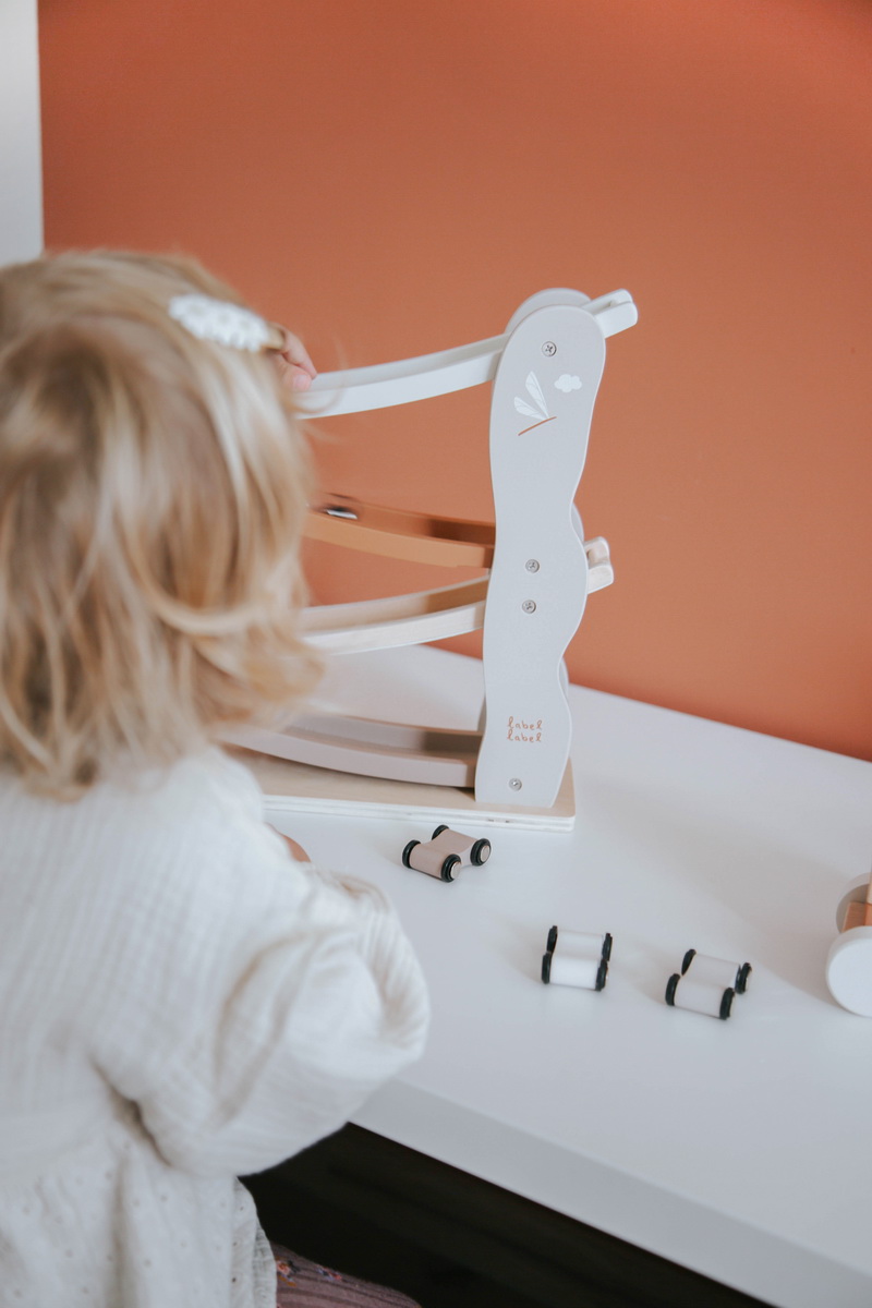 Drvena trkaća staza - nougat Drvena trkaća staza - nougat