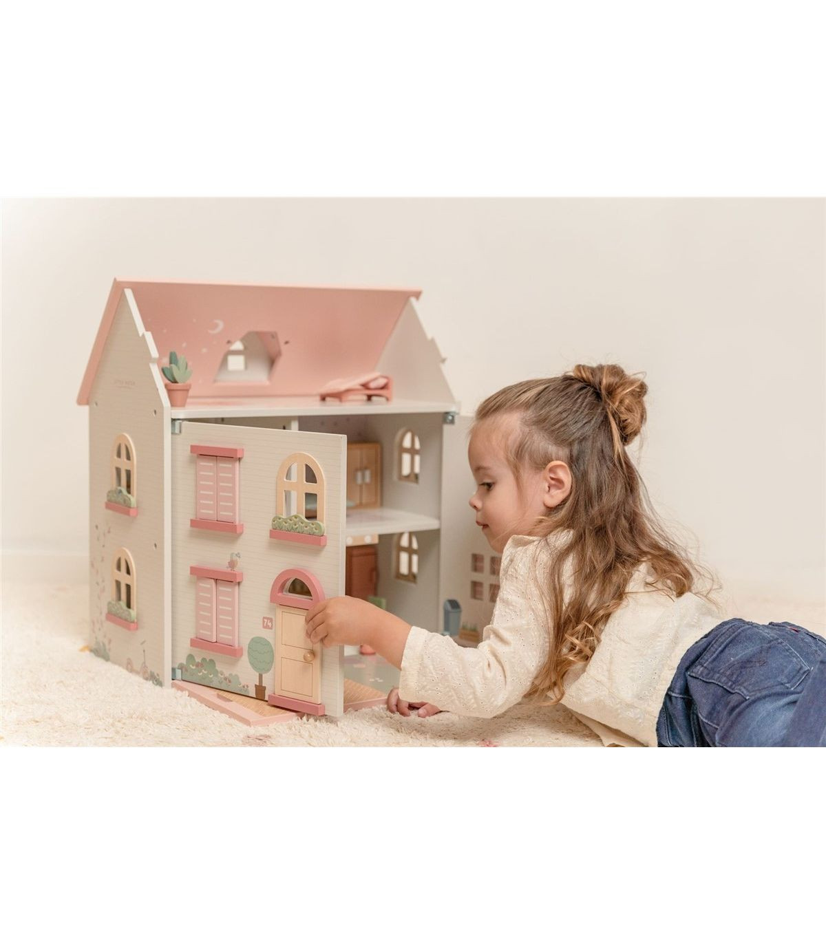 Little Dutch Kućica za lutke sa namještajem