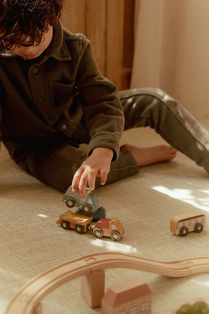 Little Dutch Drveni autići - set od 9 drvenih auta - Slika 2