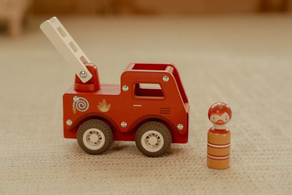 Little Dutch Drveno vatrogasno vozilo - Slika 8