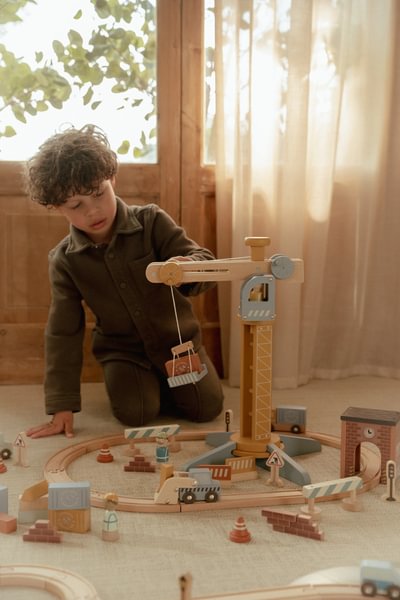 Little Dutch Građevinski set sa prugom i kranom Little Dutch Građevinski set sa prugom i kranom
