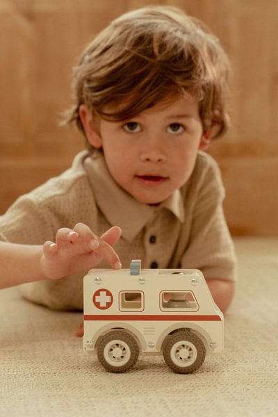 Little Dutch Drveno vozilo hitne pomoći - Slika 9